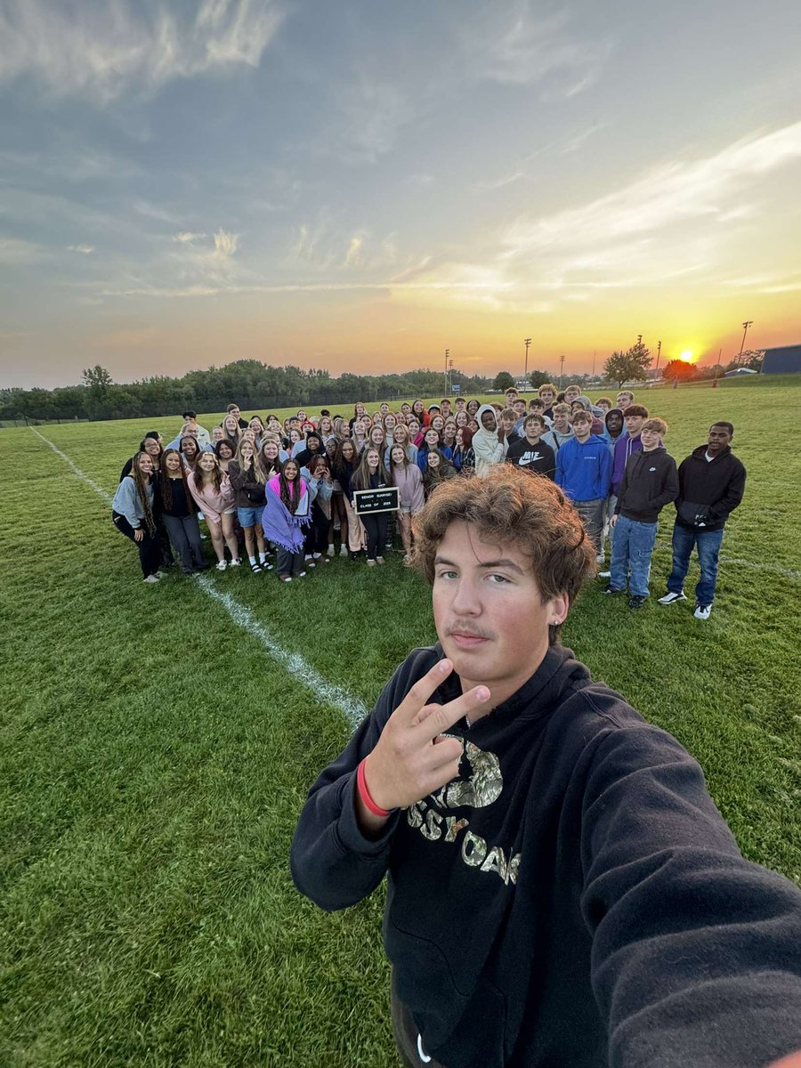 HAPPY FIRST DAY OF SCHOOL!! ✏️🎓
#SENIOR2025