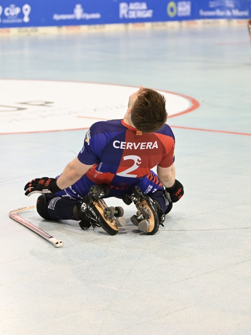 IgualadaHC's tweet photo. 💙NIL CERVERA❤️

Des del club estem eternament agraïts per haver pogut gaudir del teu talent i els teus gols durant tots aquests anys. Et desitgem tota la sort del món en aquesta nova etapa i volem recordar-te que Les Comes sempre serà casa teva.

Fins aviat, Nil!💙❤️ https://t.co/l7ZgIOrTMj