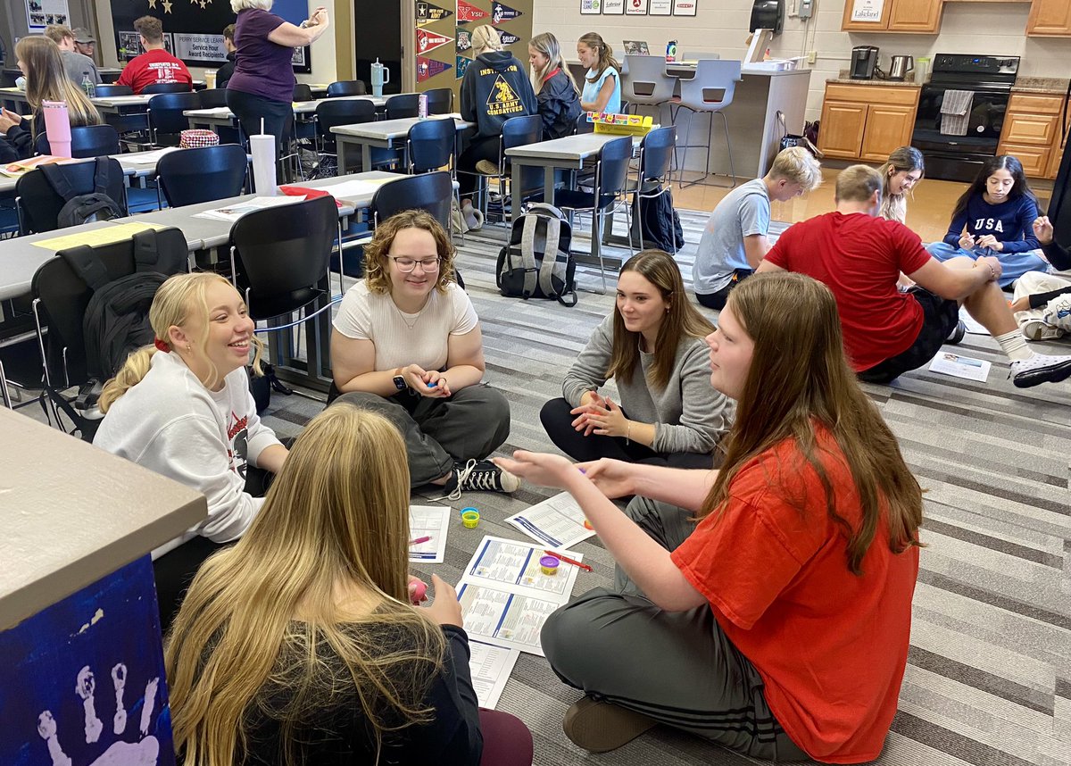 PHS Service Learning tweet media