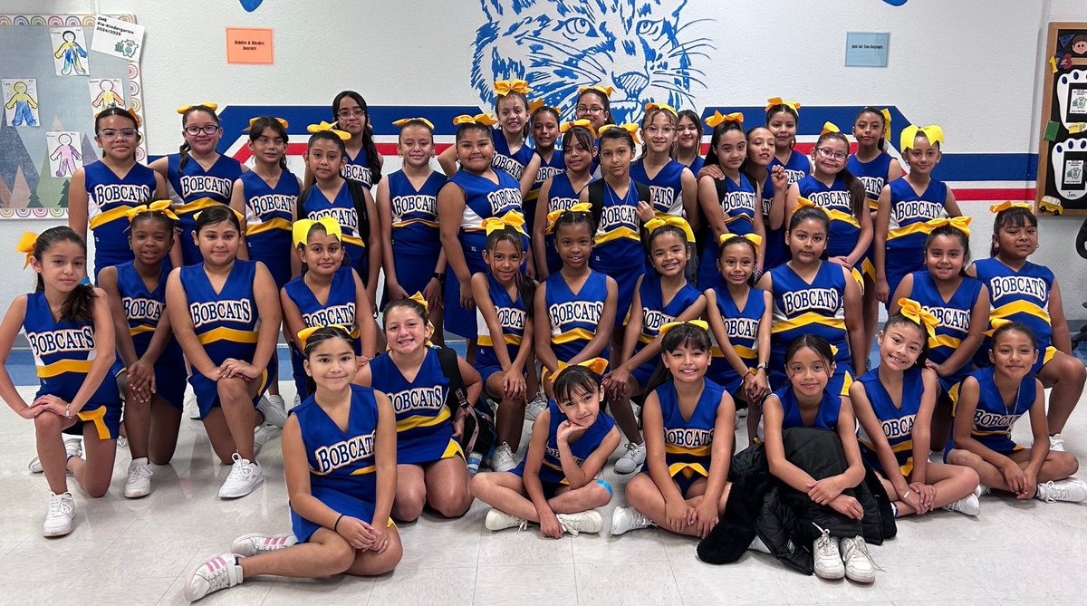 Introducing our 2024-2025 <a href="/DHE_Bobcats/">Desert Hills Elementary</a> Bobcat Cheer Team!! 💙🐾💙