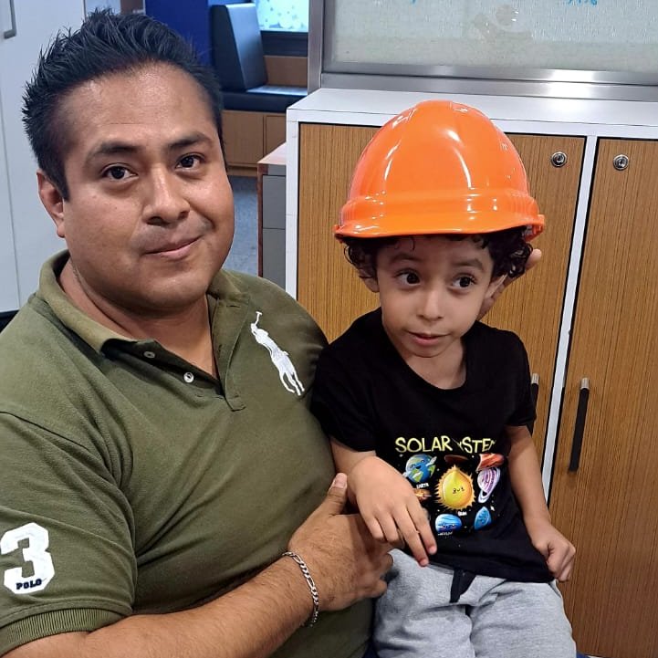 Nuestra Iniciativa Niñas y Niños apoyada por los colaboradores de <a href="/CAAAREM/">CAAAREM</a>  o han hecho posible una vez más.
Nos alegra compartir que Matías, nuestro pequeño héroe, ayer visitó las instalaciones, ¡y estamos encantados de contarles que ha recuperado su salud! 
#Whiskys