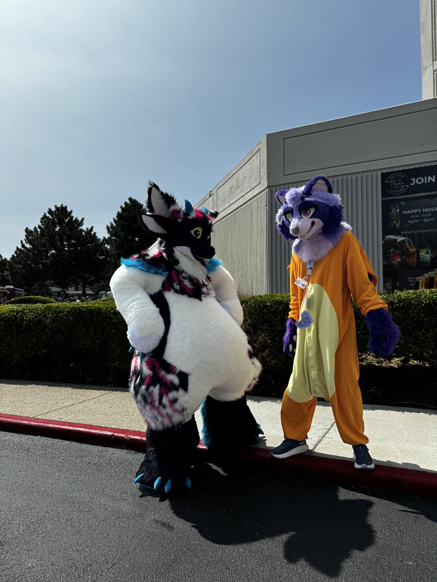 Walked around as <a href="/nevermournmedia/">Salusa</a>’s Astro today :3 thank you so much again that was incredible