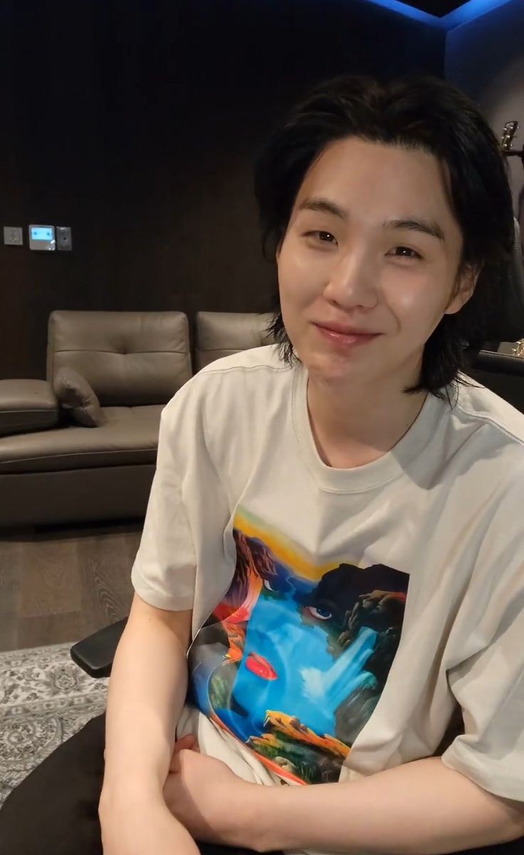 bicyclerm_'s tweet image. WE LOVE YOU YOONGI
WE LOVE YOU SUGA
WE LOVE YOU AGUST D

#BTSis7
#ARMYHQ_PH
#WeAreTogetherBulletProof
#ARMYShieldsBTS
#YoongiNeverWalksAlone
#ARMYStandsWithSuga