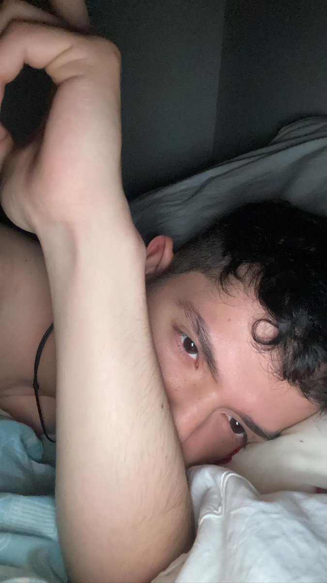 Que ganas de seguir durmiendo, pero con uno de esos seres que mienten