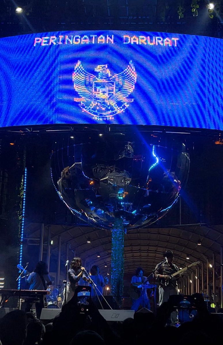 Aurelia V tweet media