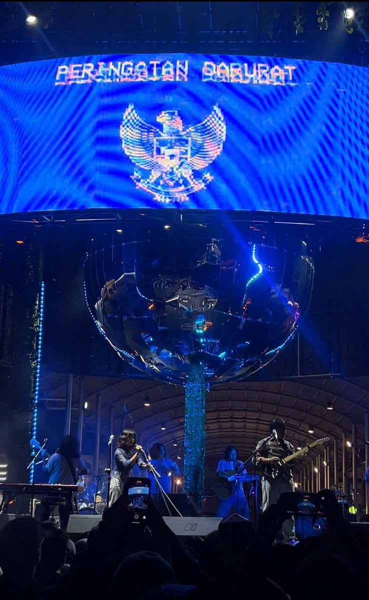 Aurelia V tweet media