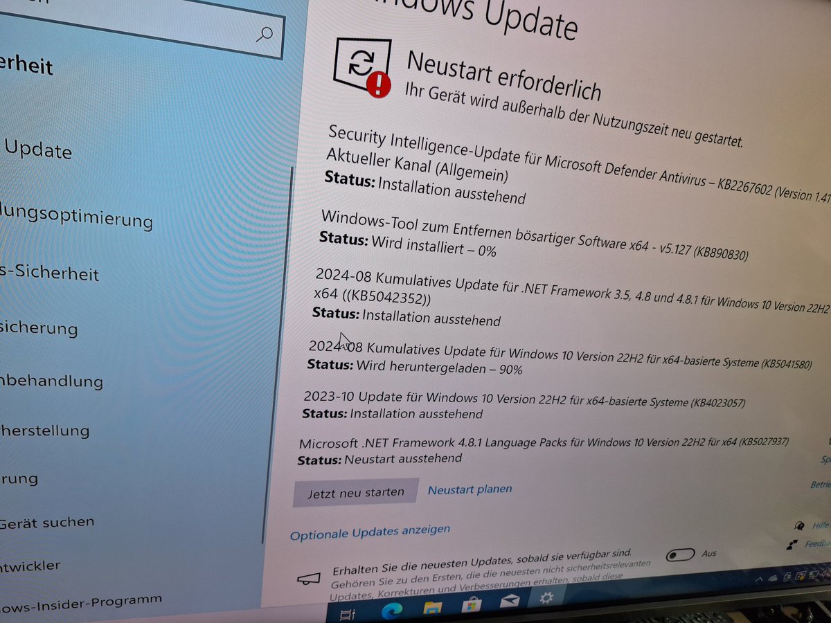 Here's a first at HITS Towers
Client has given us a PC to setup and it's in German.

Thankfully, my nephew has just passed GCSE German, is visiting and he's having to translate..