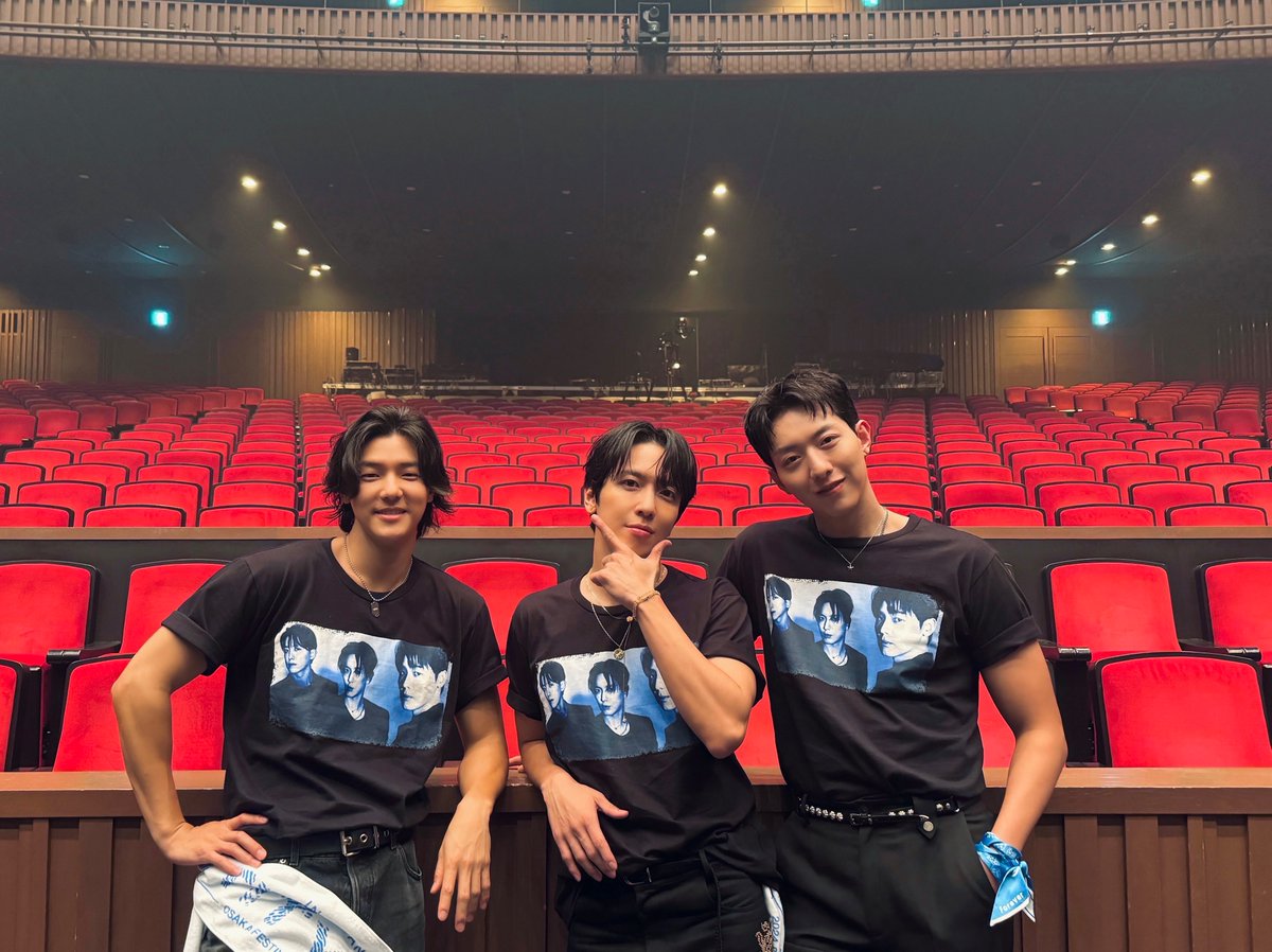 MPratinayoga's tweet photo. 잘했어 sayang-sayangku 💙💙💙
#CNBLUENTITY #GroryDays #RoadtoTOKYODOME @JYHeffect @MR_KANGGUN @MentalShin https://t.co/ApOdUi98AM