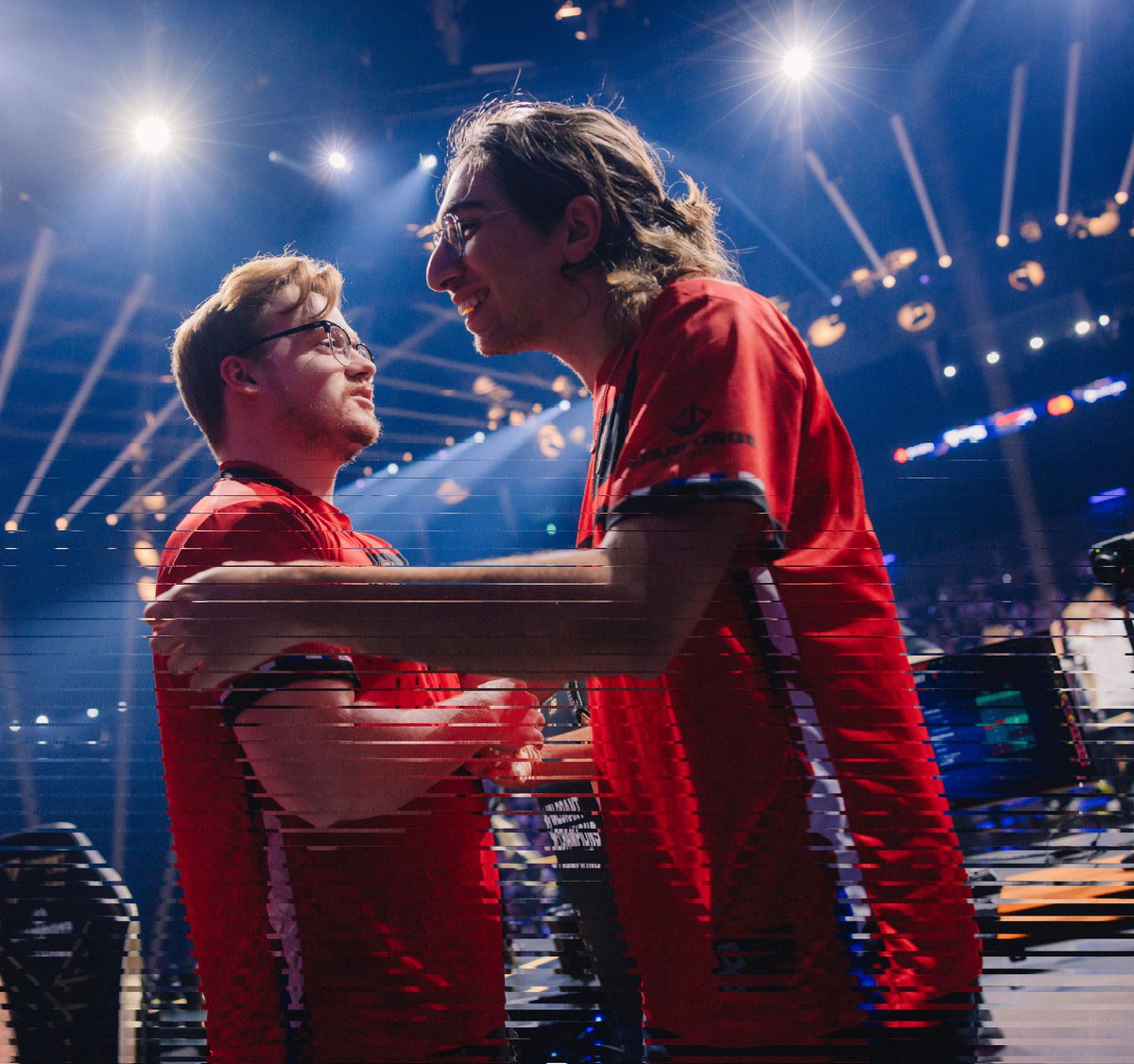 _keyesel's tweet image. the addition of these two specifically made everyone believe and made the team like the family it is today. i'm incredibly proud of you, @zellsis and @1johnqt!! that's my duo!! besto friendo!! ❤️‍🔥