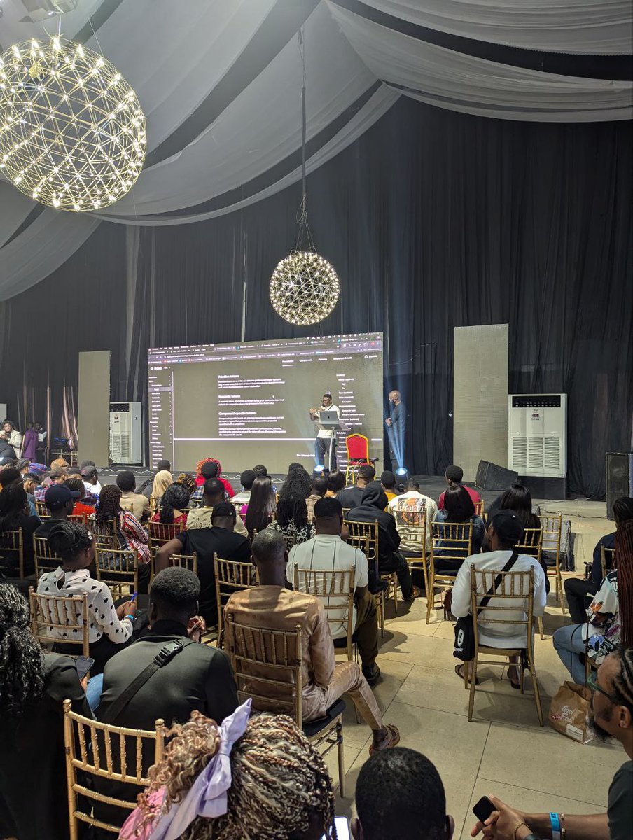 Untitled Designers tweet media