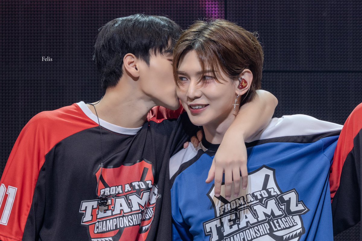 etherealsanie's tweet image. Drowning in my own tears.