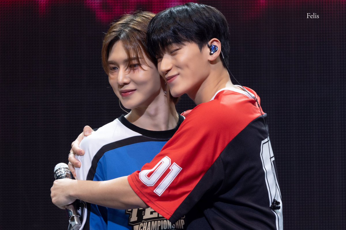 etherealsanie's tweet image. Drowning in my own tears.