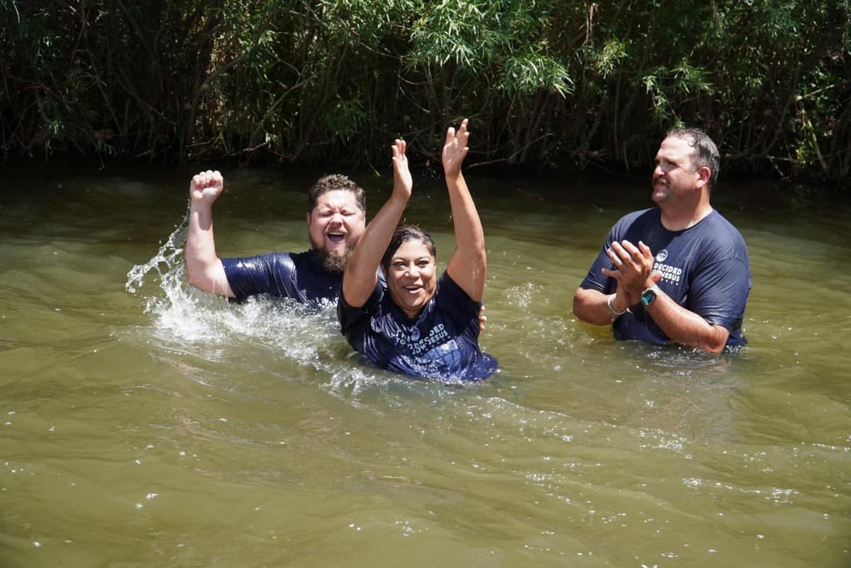 Send Denver tweet media