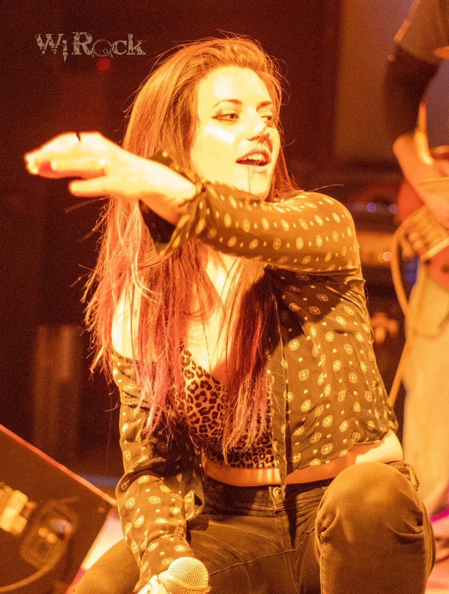 BourbonHouse_'s tweet photo. Ottawa! We will be at The Brass Monkey on 9.13 ❤️🤘❤️ Tickie info soon! #ottawa #livemusic #thebrassmonkey #rocknroll #bluesrock #womenofrock #rockwomen https://t.co/Bw2oSf1ngS