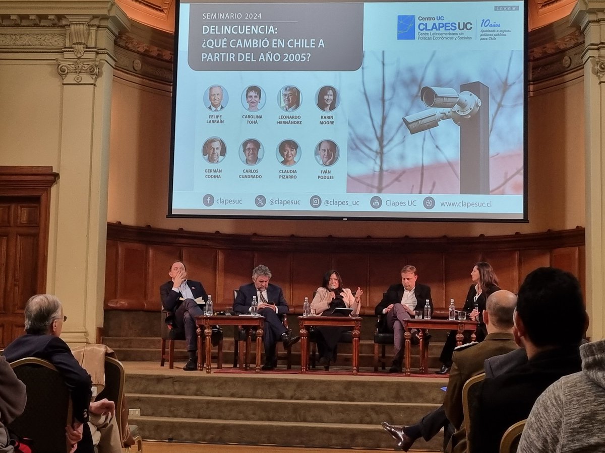 Alcalde Carlos Cuadrado Prats participa en el Seminario Delincuencia ¿Qué cambió en Chile a partir del año 2005? organizado por <a href="/ClapesUC/">CLAPES UC</a>