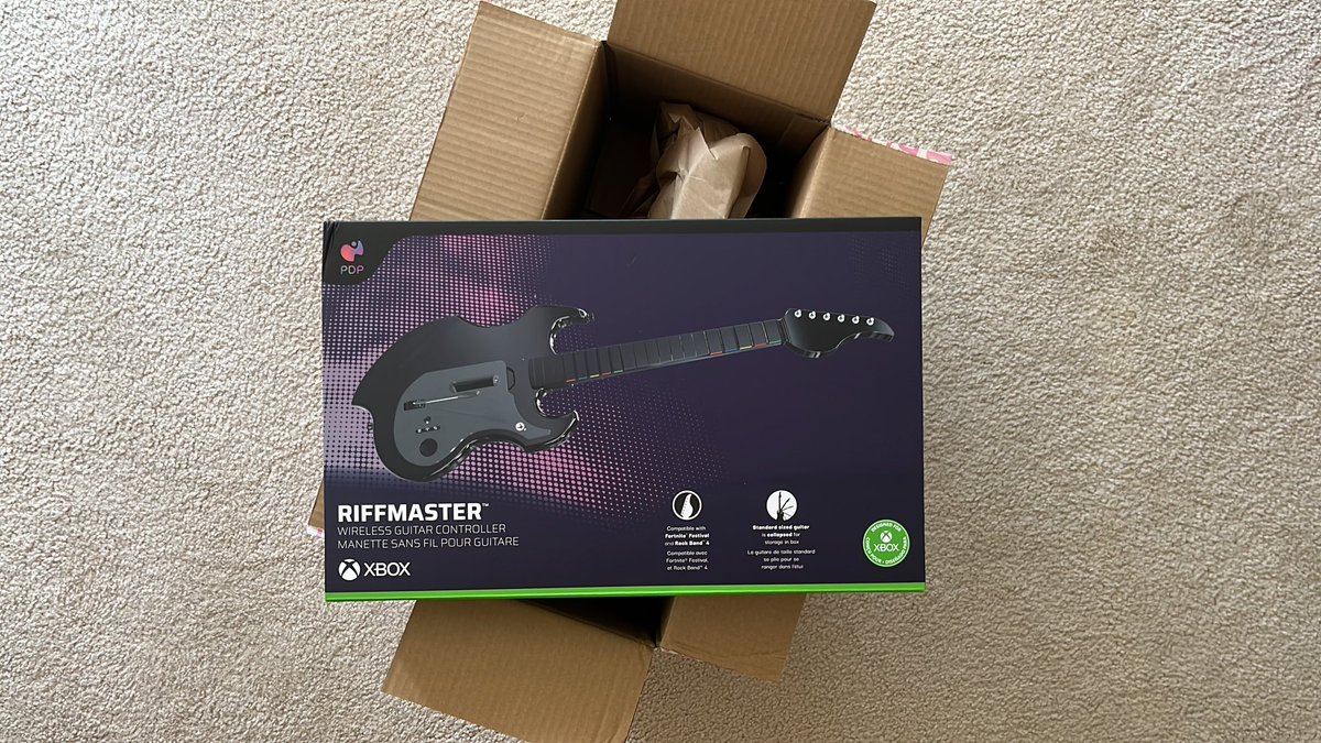 milesofamanda's tweet photo. Came home to the COOLEST package ever.
THANK YOU @PDPgaming
LETโS ROCK ๐ธ
#riffmaster #fortnitefestival #pdp #pdppartner #xbox https://t.co/t0IArgtUWK
