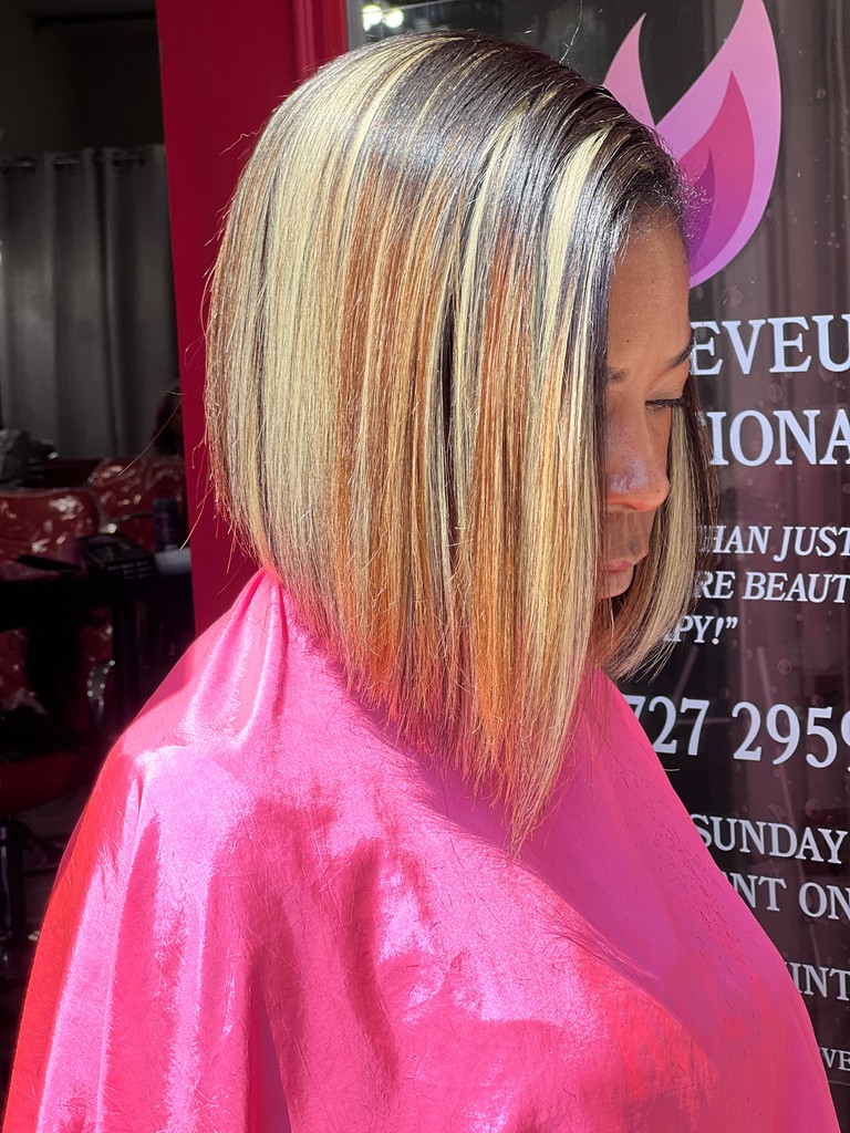 1Shauna's tweet photo. 🌸 Going gaga over the chic and timeless bob cut! 💇‍♀️💕 Whether you're a bob queen or considering a new look, we've got you covered! Dive into our latest post to discover trendy bob styles, pro tips, and so much more. Tap the link in our bio to explore the world of fabulous bob! https://t.co/YeYbw6fduz