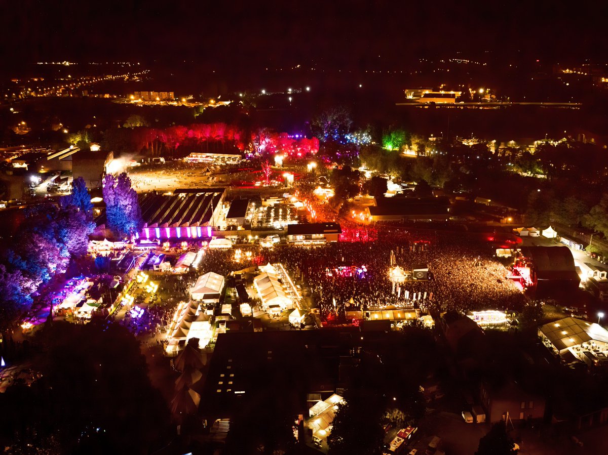 Cabaret Vert tweet media