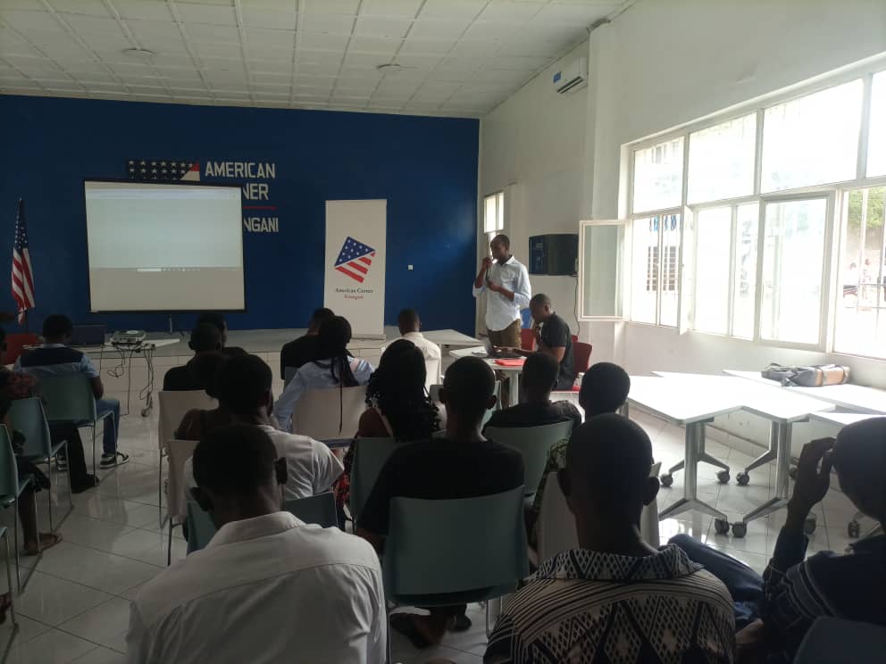 BusikaVictor's tweet photo. Bonne chance aux postulants du programme #MWF2025, Vous étiez nombreux et optimiste pour la suite du processus 
#USEmbassyKinshasa
#MWF2023Alumnus https://t.co/dlu3UN1JVj