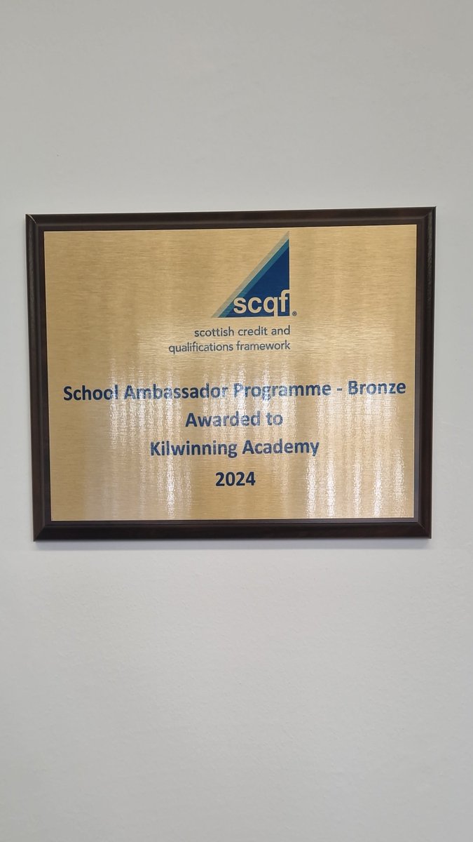 <a href="/MarrCollegeSCQF/">SCQF Marr College</a> <a href="/QMAOfficial/">QueenMargaretAcademy</a>  thank you for helping <a href="/Kilwinning_Acad/">Kilwinning Academy</a> to achieve our Bronze Award <a href="/SCQFPartnership/">SCQF Partnership</a>. We enjoyed attending your recent SCQF Breakfast event. Our plaque arrived today. 🙌 😍