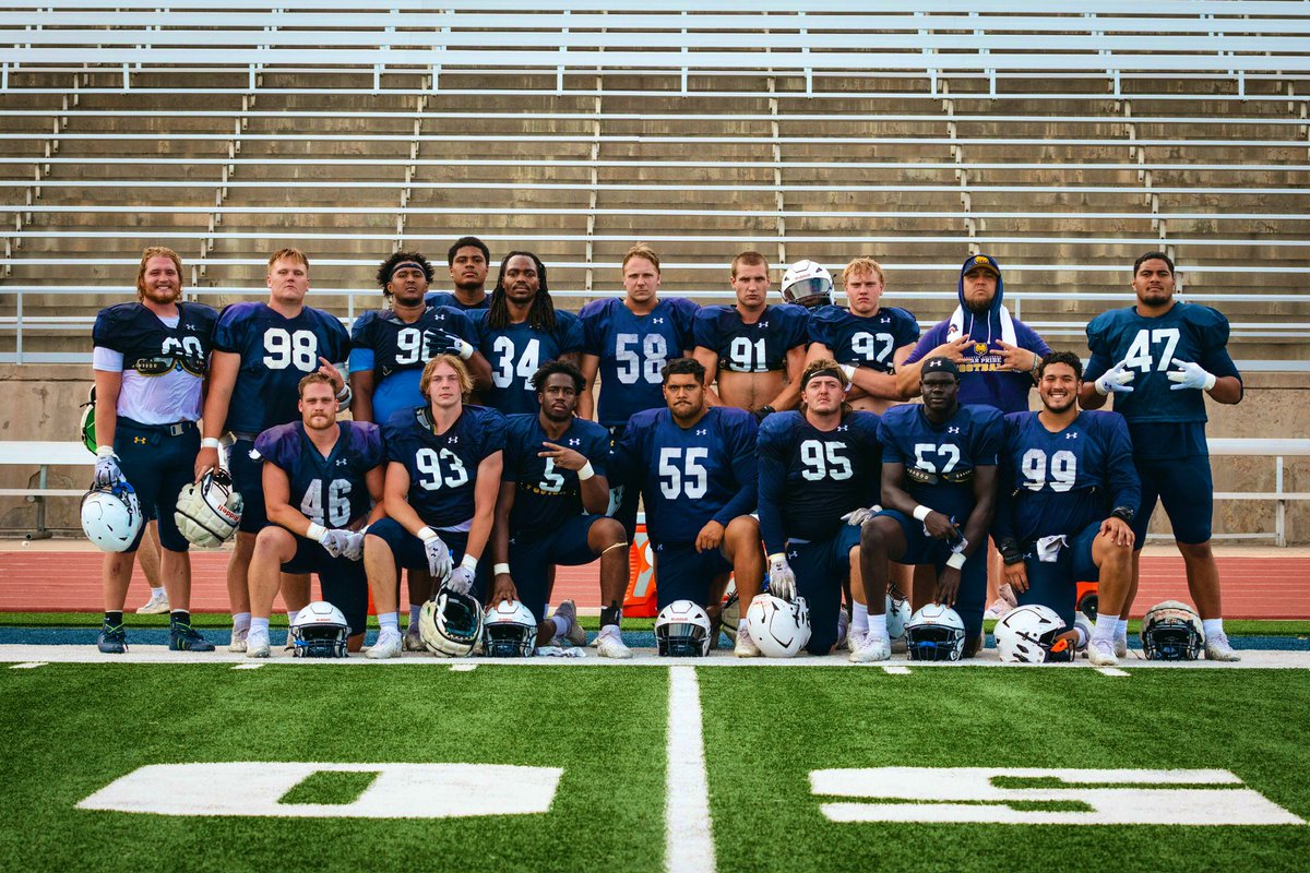 CoachATrain99's tweet image. That’s a wrap...Roll The Rock! #DLFAM #DRP #VamosOsos