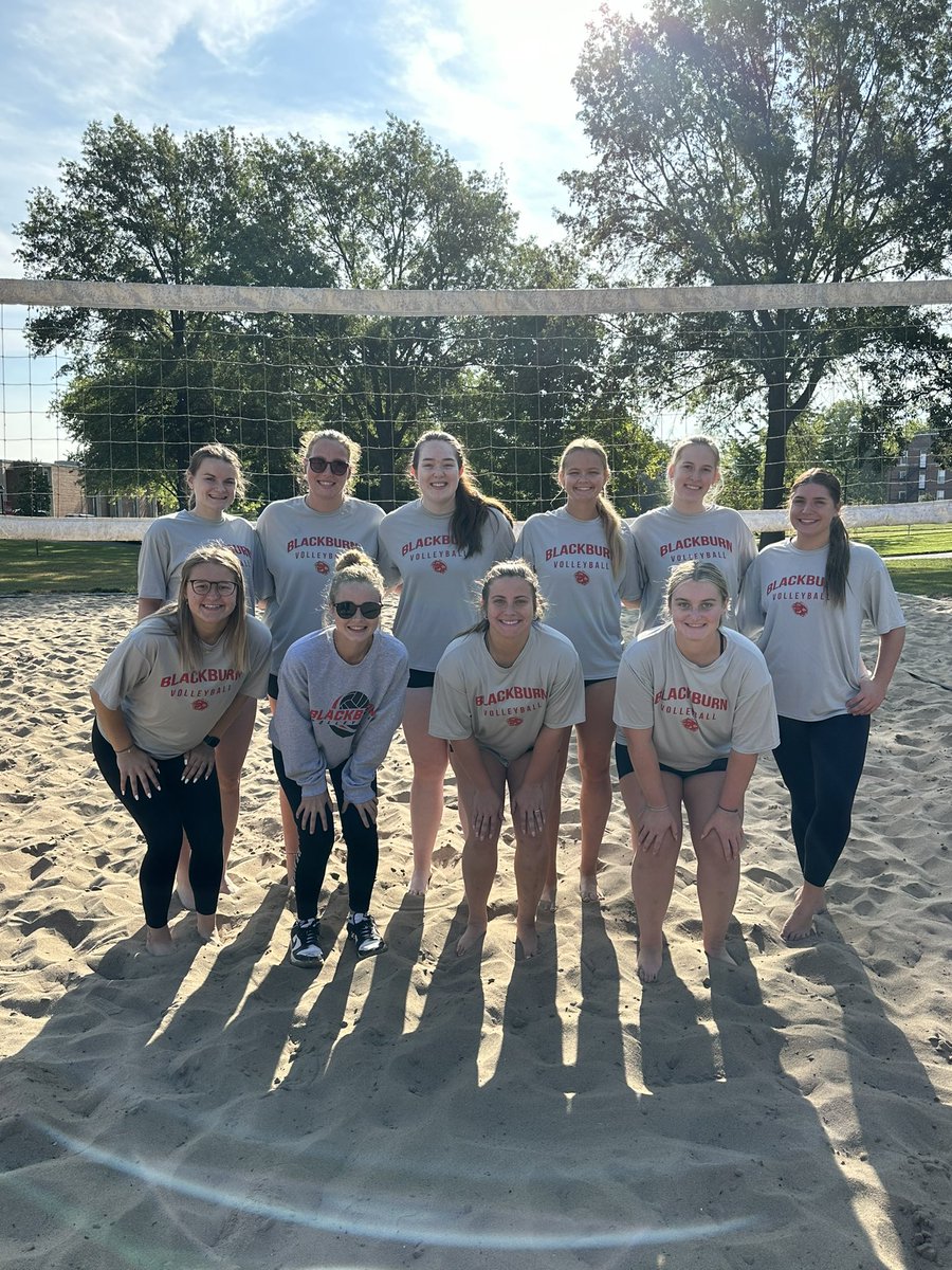 Blackburnvb_'s tweet photo. Last beach practice for preseason! We conditioned and played spike ball. Our spike ball winners were Senior Jess Muckensturm and Sophomore Kenadee Frey! 🤩🦫
#BuildingtheDam #TailsUP https://t.co/xNBh93xhAE