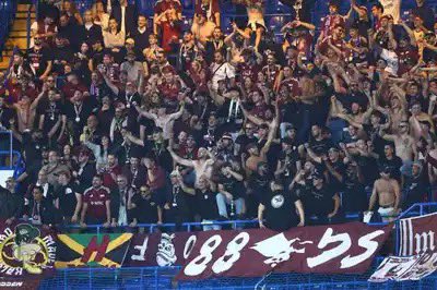 ultras1899_'s tweet image. Chelsea - Servette #awayfans   #sectiongrenat #sg88 #LPM #ServetteFC #SFC #ultras Europa Conference League Play Off (22.08.24)
