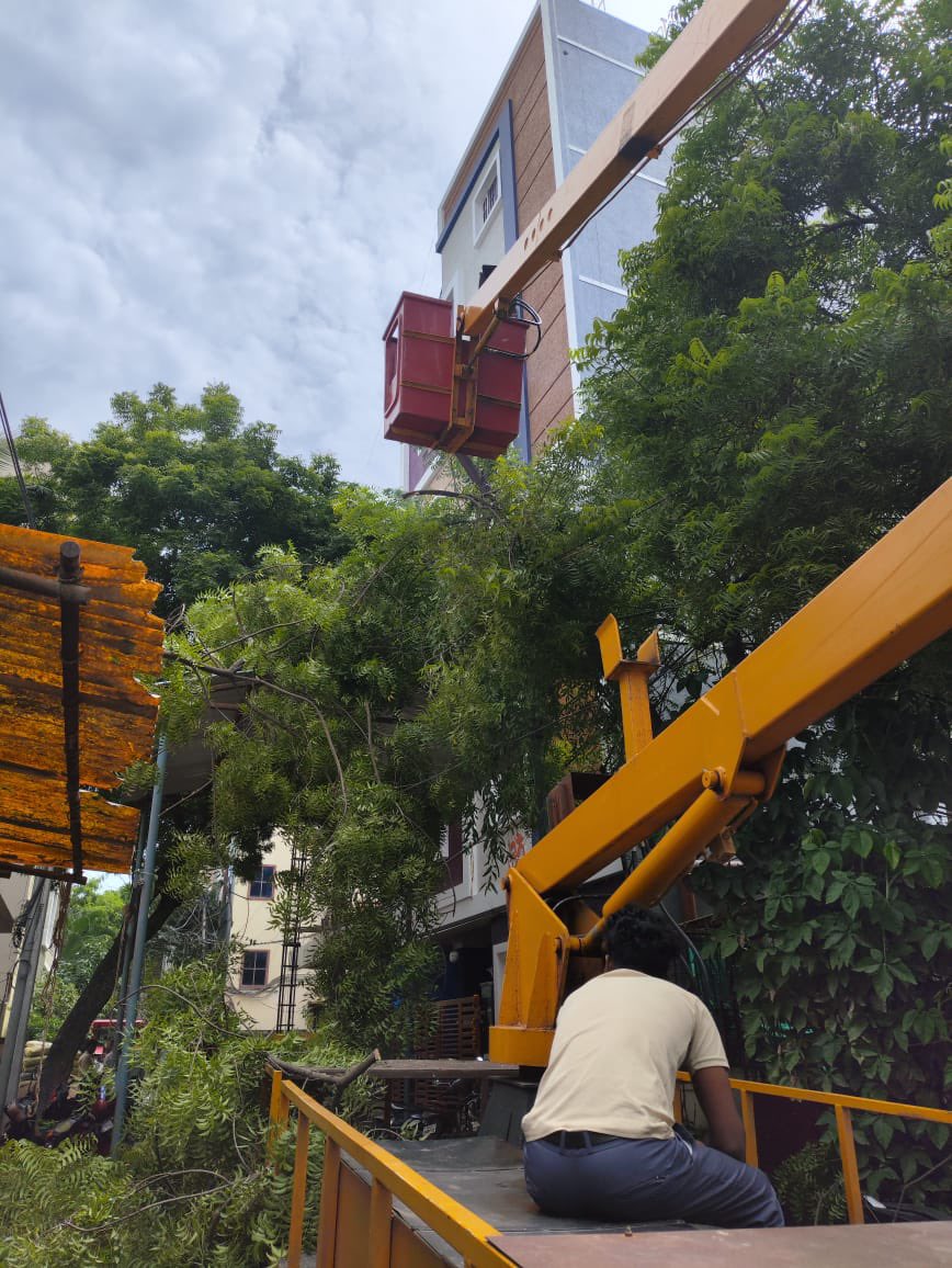 Prajwal11762077's tweet photo. Quick resolved of @CommissionrGHMC @GHMCOnline thanks @ZC_SLP https://t.co/co86LDrJDe