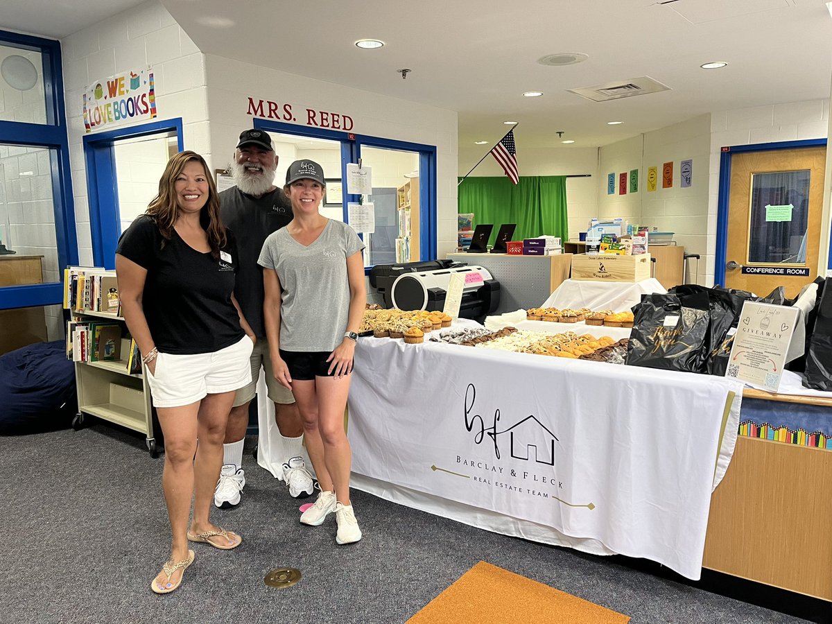 Lori Gross tweet media