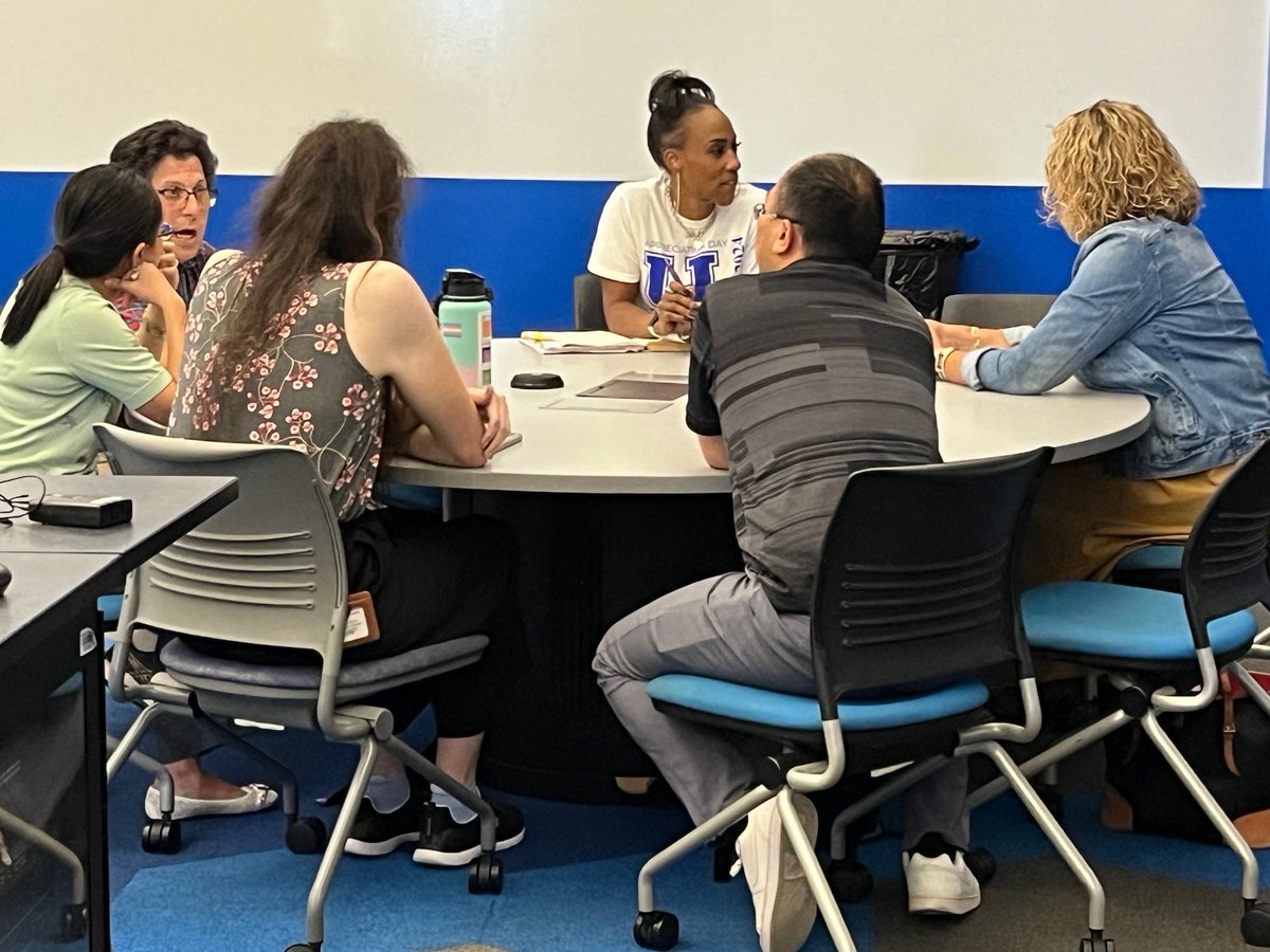 UK-CARES expands its research and community-engaged outreach at its annual 2024 Research Summit.

UK VPR Dr. Lisa Cassis kicked off the event with keynote Amanda LeFevre, KY DEP Deputy Commissioner. Experts collaborated on air, water and emerging exposures concerns facing KY.