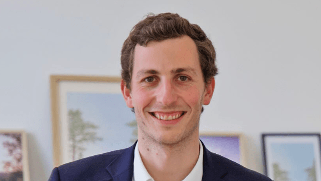 essec's tweet photo. 💡 RECHERCHE I À 28 ans, Baptiste Bonnichon (M21) est champion de France d’escalade, entrepreneur agricole, fondateur du cabinet Alcélia et co-fondateur d'Inspire Villages. Forbes l’a nommé parmi les 30 Under 30 en France en 2024 !
▶ https://t.co/4a8nKBj6Mz
#ESSECAlumni https://t.co/XNeyjlTAmy