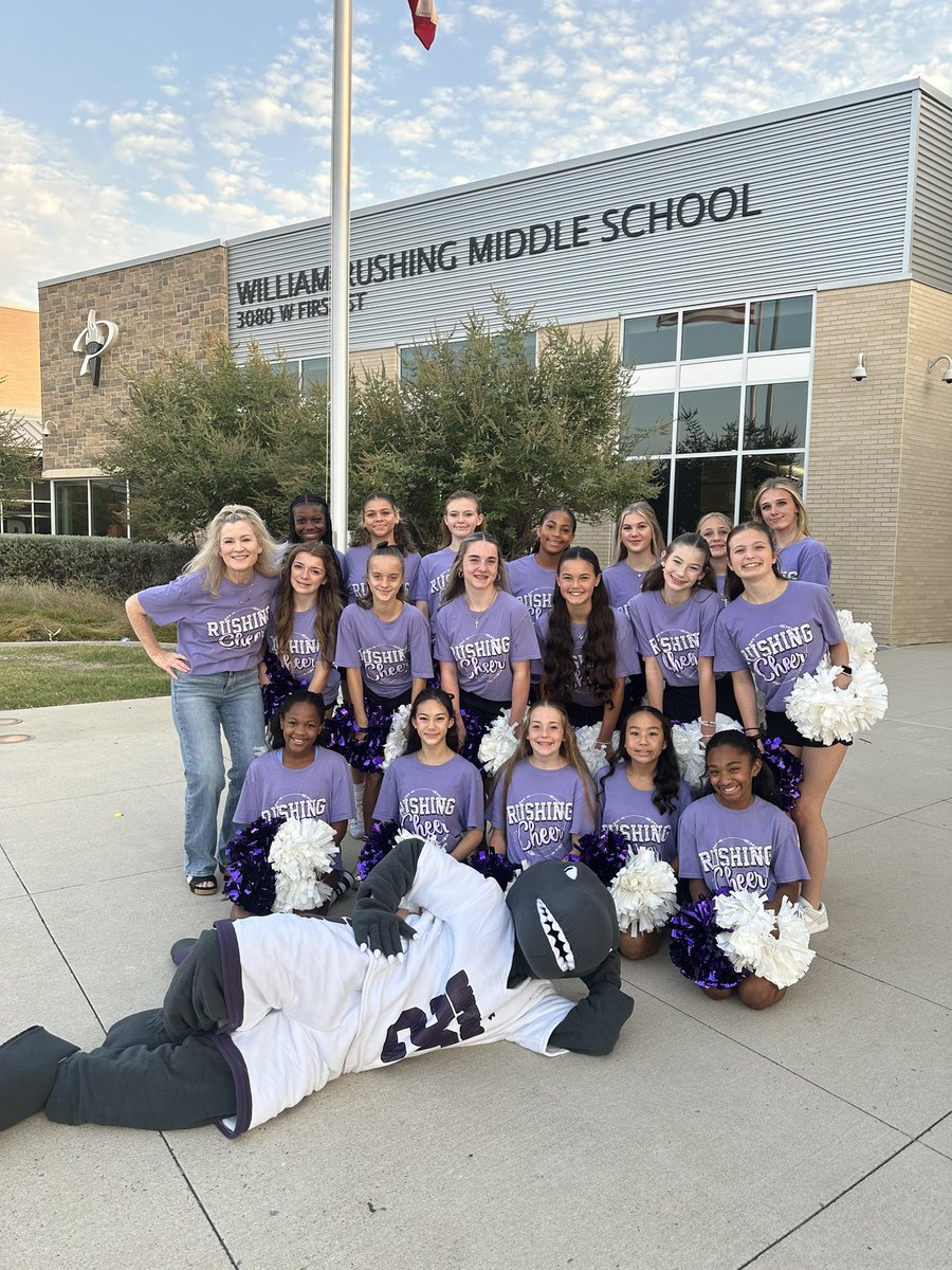 CheerRushing's tweet photo. High Five Friday with our new Mascot!!!  We are beyond excited!!!  #AllAlways @ProsperRushing @ProsperISD https://t.co/m3YDJsRzwy