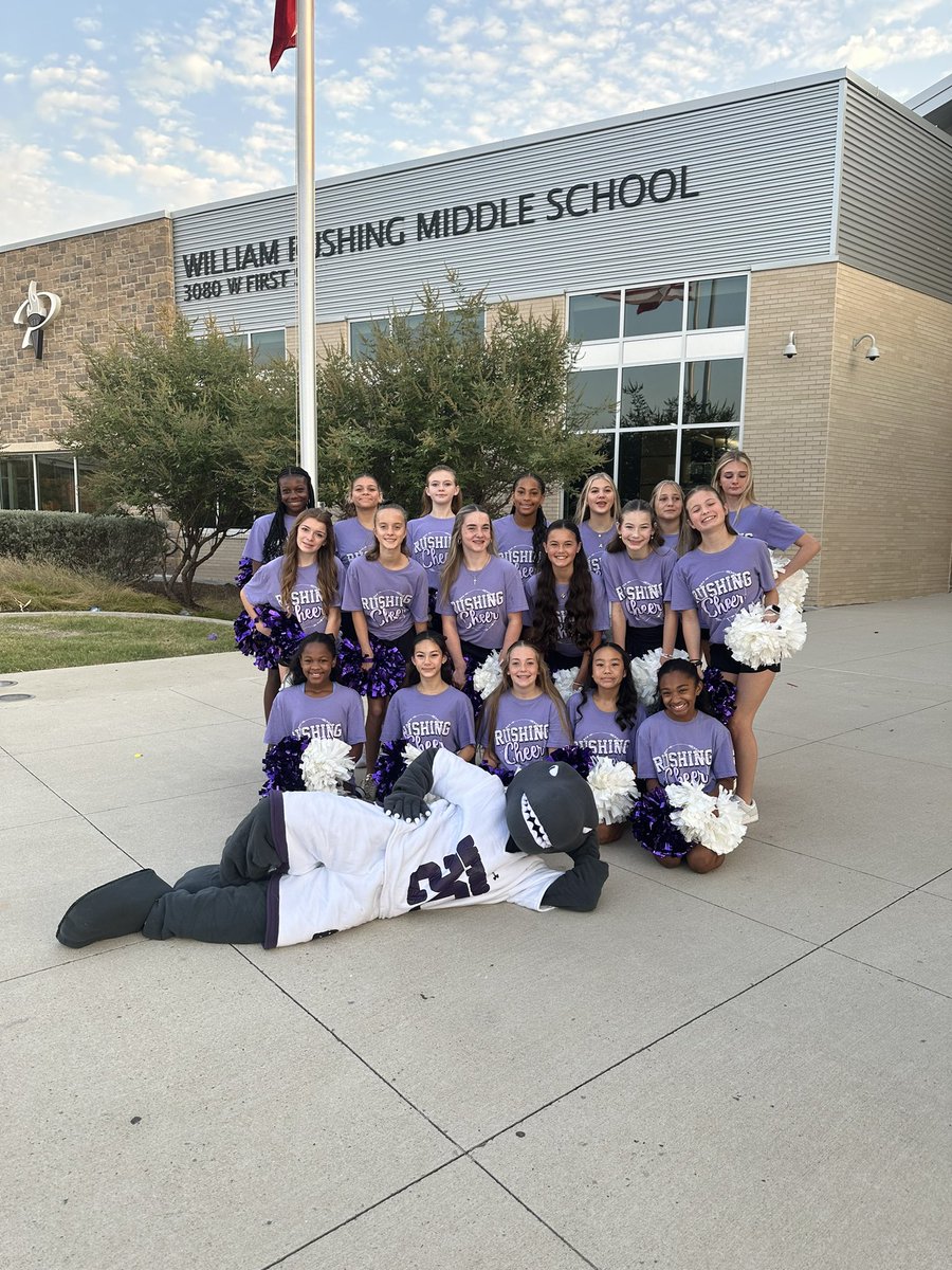 CheerRushing's tweet photo. High Five Friday with our new Mascot!!!  We are beyond excited!!!  #AllAlways @ProsperRushing @ProsperISD https://t.co/m3YDJsRzwy