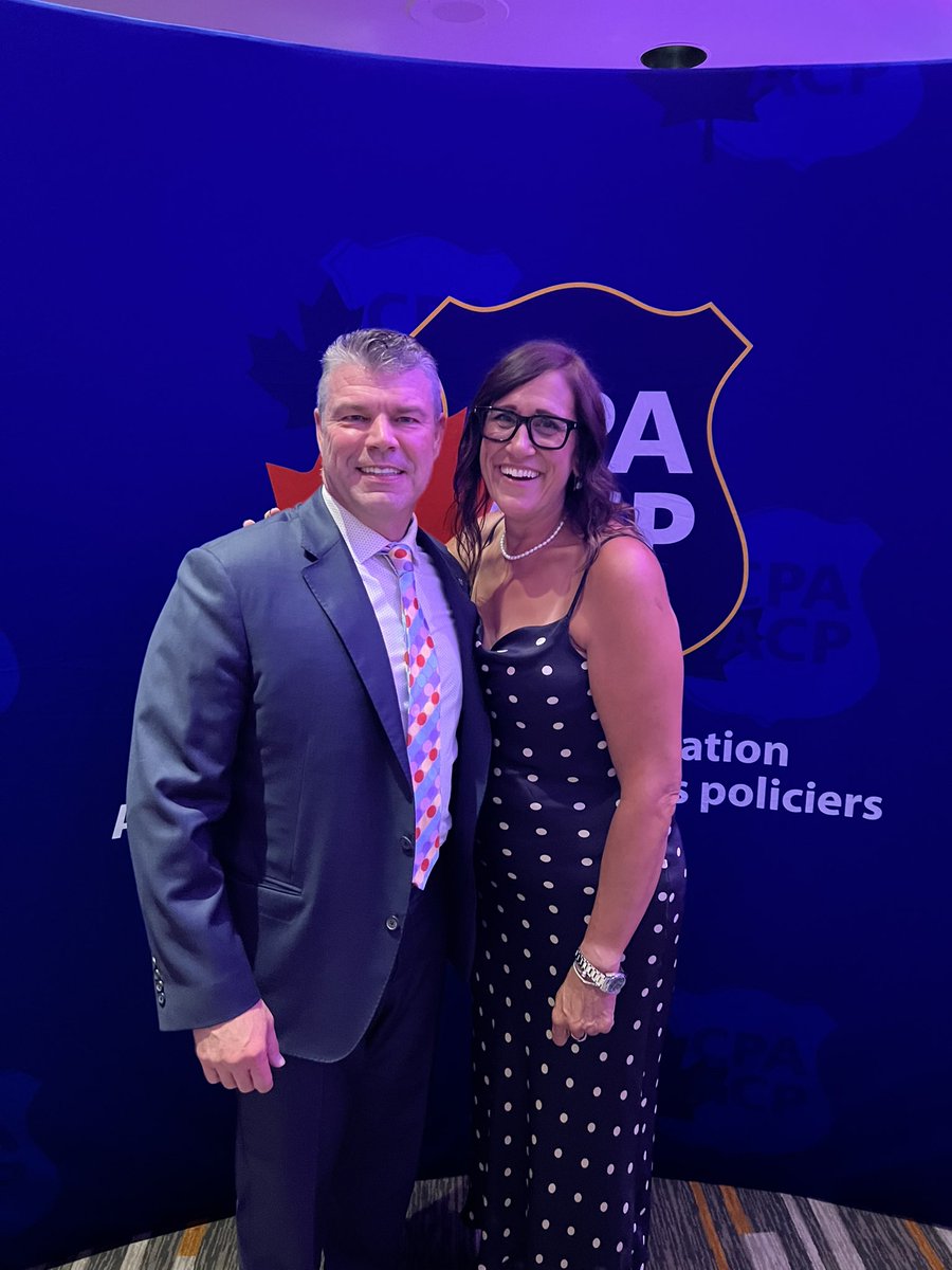 Michael Elliott M.O.M tweet media