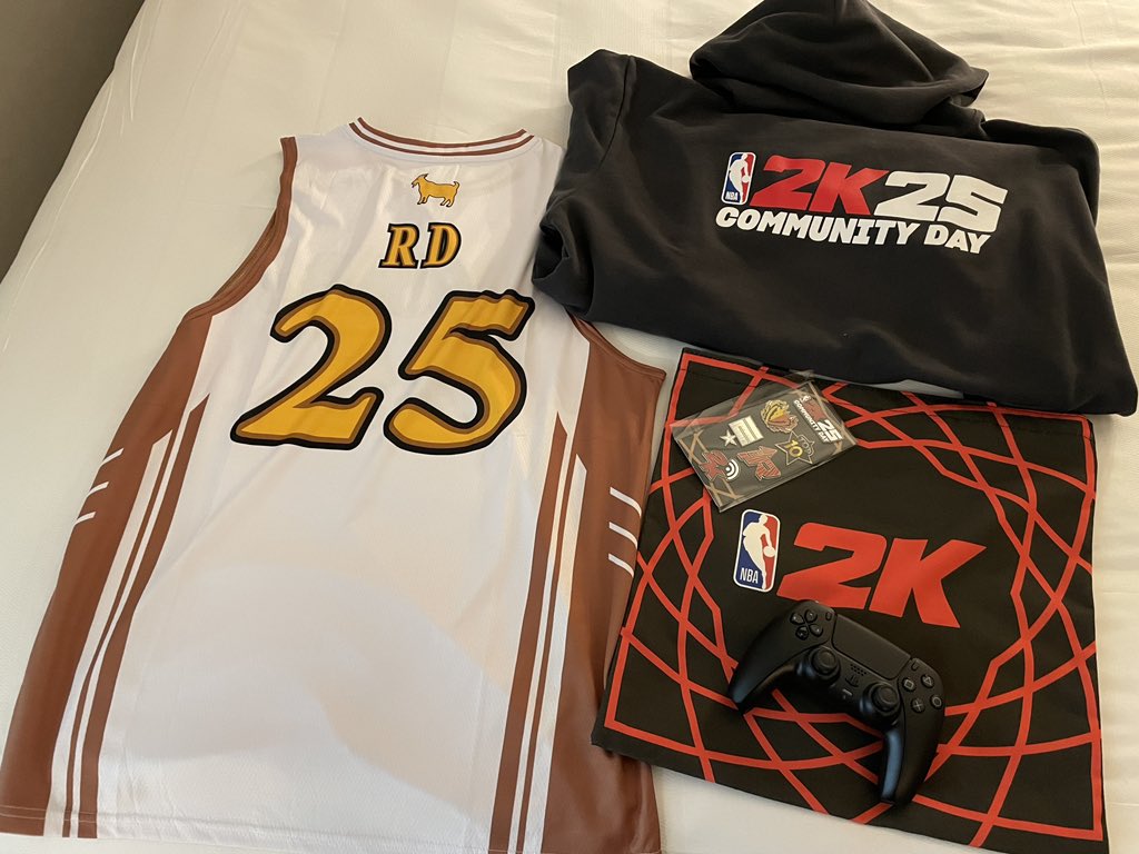 RDCHNGaming tweet media