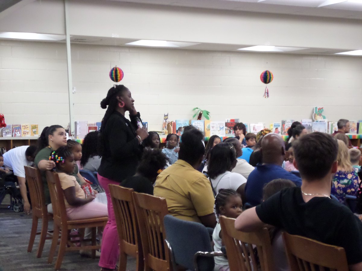 HMES's Meet the Principal evening before our Title 1 Orientation and Curriculum Night. Dr. Gregory Brown shares his heart and vision for Heard-Mixon with our parents and stakeholders. #HMESGoodtoGreat <a href="/HeardMixon/">Heard-Mixon</a> #NewYearNewton20242025 
#SpiritPrideExcellence