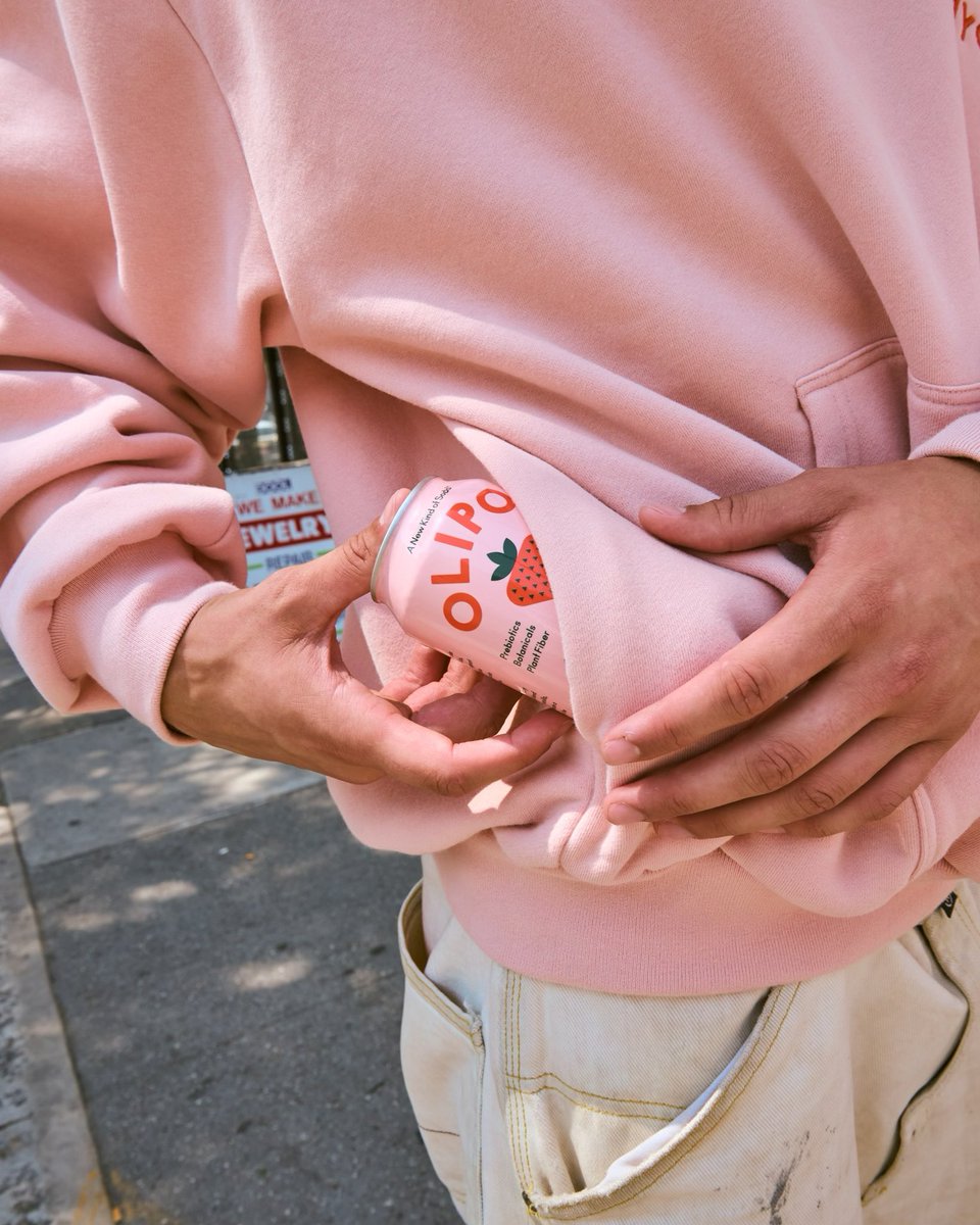 ‼️ merch drop 

quantities are very limited so snag one before they’re gone 👇🏼 

staycoolnyc.com/collections/st…