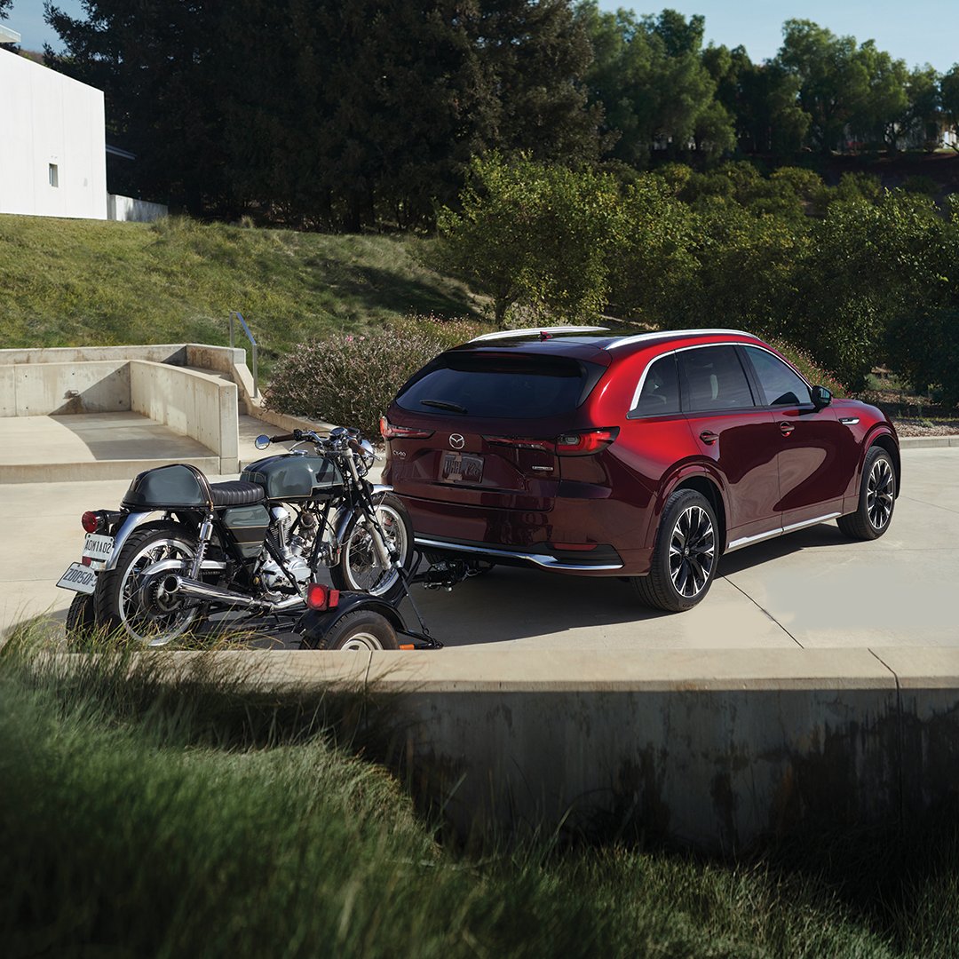 IraMazdaWest's tweet image. Let&apos;s chat: What&apos;s one car feature you can&apos;t live without? 🤔🚘 #CarTalk #EssentialFeatures