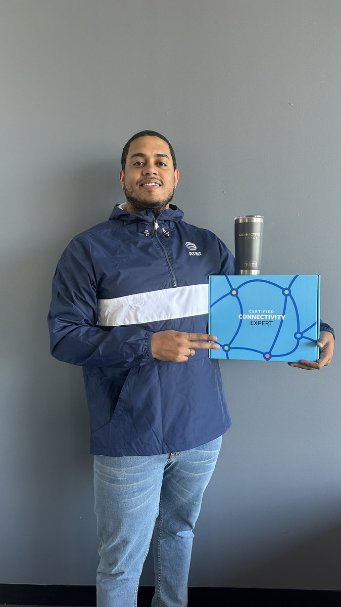 jlovelace__'s tweet photo. Is that a Certified Connectivity Expert I see… 👀 
Everyone help me congratulate Joshua Medina!! His hard work and dedication doesn’t go unnoticed! 🙂👏🏼🎉

@AllieRev55 @KDeSantiago5 @TeamPVEOHPA @realmccoy1988 https://t.co/olhz4JDWOo