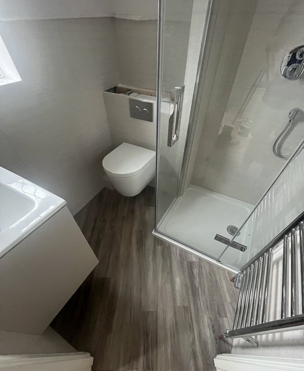 AkaFlooring's tweet photo. A wonderful fitting of @AmticoFlooring by Kieran of @AkaFlooring https://t.co/SCNkiJENvN