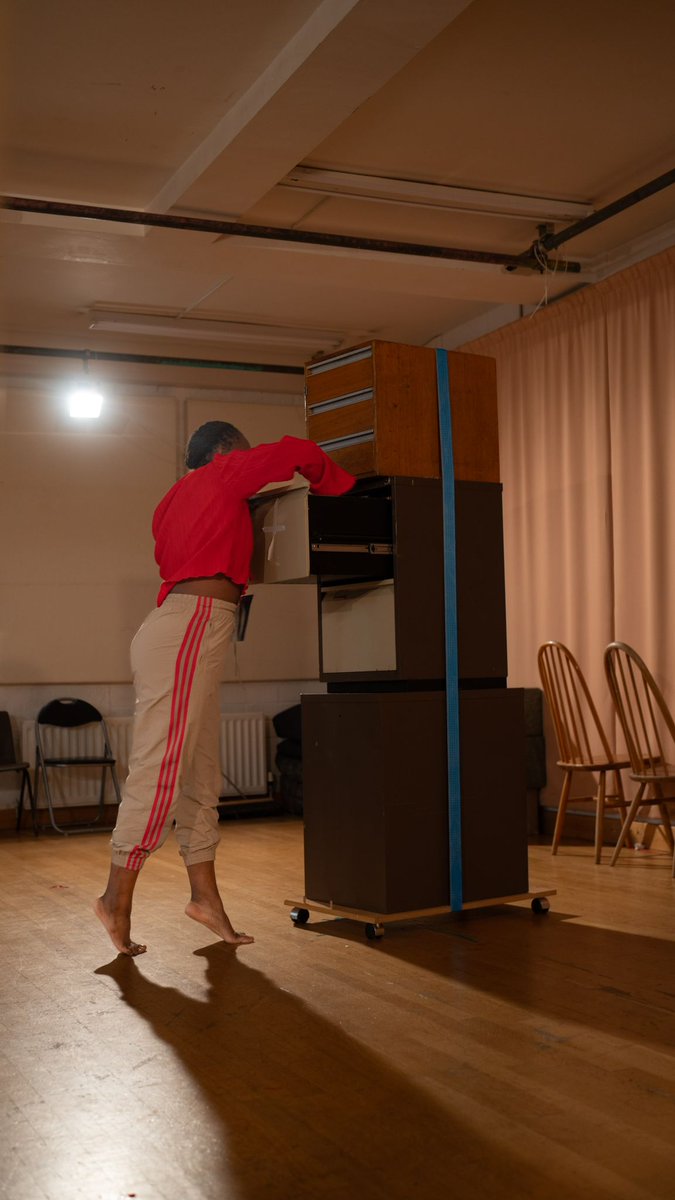 Some sneaky BTS from Fridays rehearsal room 

(You man that kept asking what we're making  next.... it's this😉) 

theyardtheatre.co.uk/events/twine