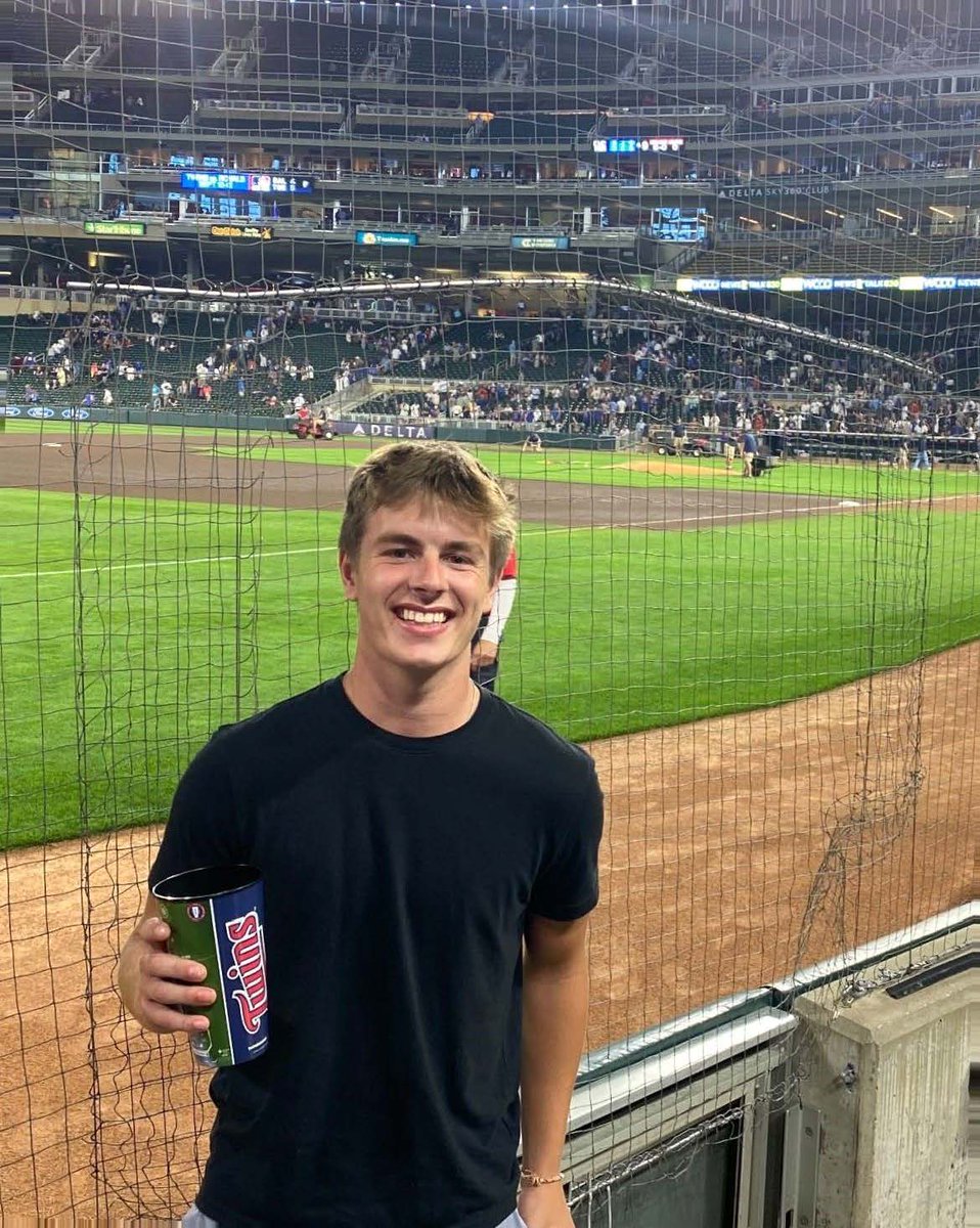 MayoRadiology's tweet photo. Say hello to Kyle Doppler, one of our #AnatomicModelingUnit interns at #MayoClinicMN! Kyle is majoring in healthcare administration at @UWEauClaire. At @MayoClinic, he’s working on an educational model of an aortic aneurysm, using 3D printing and AI scripts. https://t.co/vufOK7i6PR