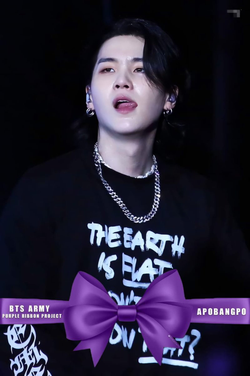 ariamgoj's tweet photo. #ARMYShieldsBTS
#YoongiNeverWalksAlone
#ARMYStandsWithSuga
#StandWithBTS
#ARMYMediaBlackout
💜🇻🇪💜🇻🇪💜🇻🇪💜 https://t.co/UGQXoIHdfK