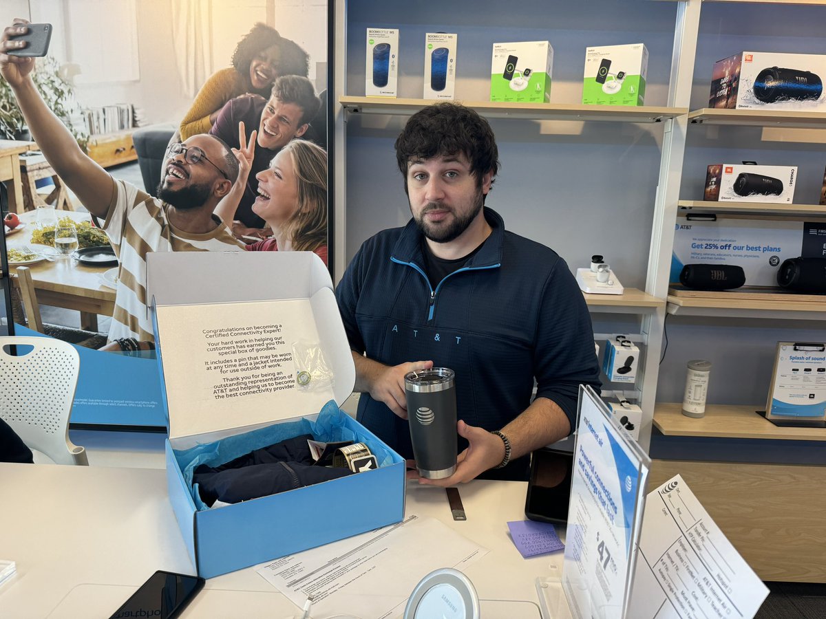 Bart Scratch (@bartystarter) on Twitter photo Big Gabe Dog with the Connectivity expert rewards, holding down TheLinc🔗 this month!! <a href="/summitjavier/">Javier Sabillon</a> <a href="/Jon_Kirwin/">Jonathan Kirwin</a> <a href="/Bh7316/">Brittany Harrison</a> <a href="/404girl/">Betsy Francis</a> Big Gabe Dog with the Connectivity expert rewards, holding down TheLinc🔗 this month!! <a href="/summitjavier/">Javier Sabillon</a> <a href="/Jon_Kirwin/">Jonathan Kirwin</a> <a href="/Bh7316/">Brittany Harrison</a> <a href="/404girl/">Betsy Francis</a>