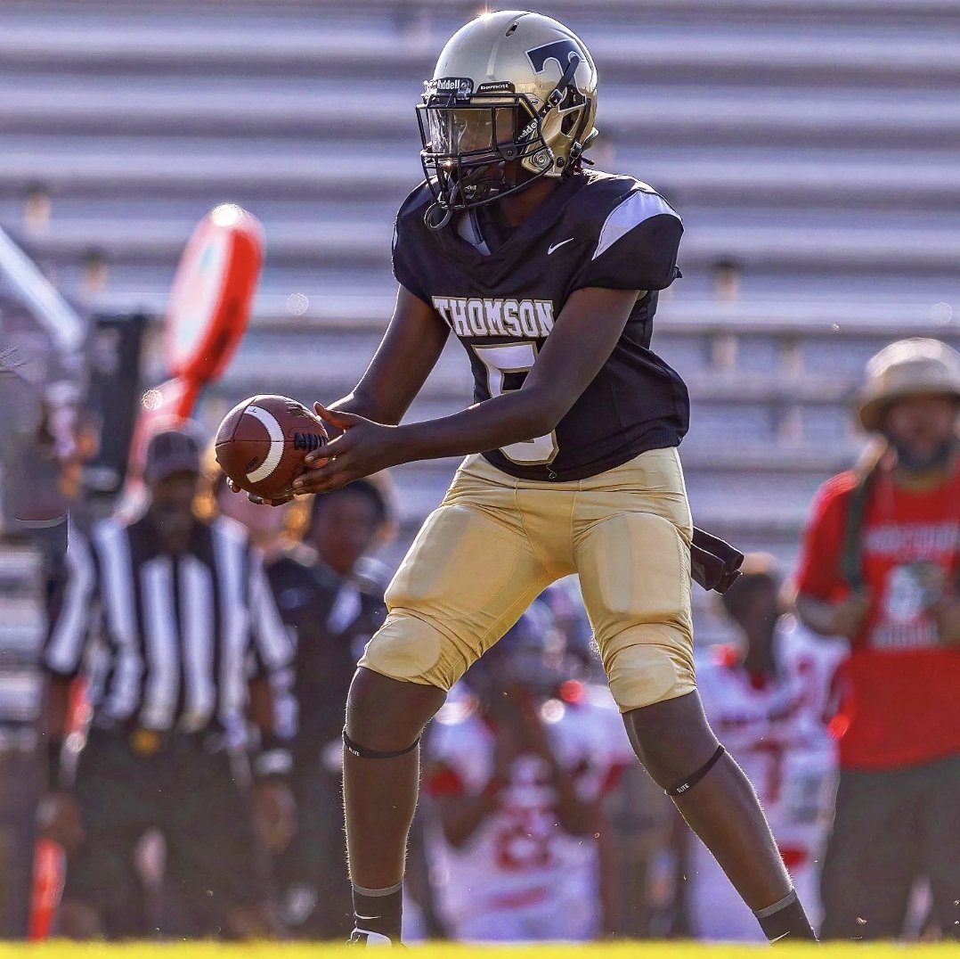 CheeleyJr's tweet image. First Middle game 36-0 great team win looking forward to a great season Thomson middle school c/o 2030 #TopQB #Tj5 #ttown ##D1Bound #3xMVP #12yrsold #7thgrade @borntocompete @PrepRedzoneNext @QBHitList @UANextFootball