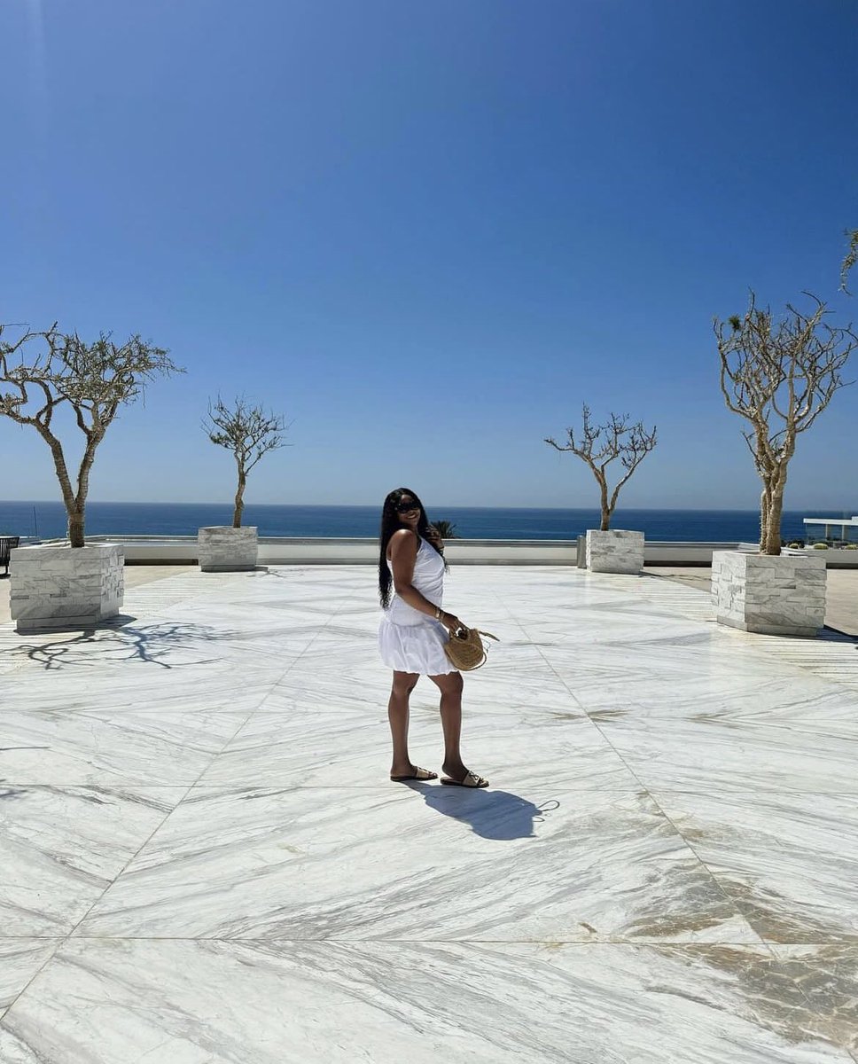 SONAMIEOFFICIAL's tweet photo. A view in front of a view @Feyadej in the white bebe set! Shop now! 🤍🤍 https://t.co/0DlrKi6z89