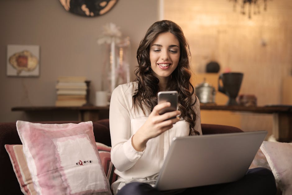 TagMarketing's tweet photo. ROOFERS ARE GOING DIGITAL

Customers want to research who they'll be trusting with an important aspect of their lives.

They want to see a gallery of projects, client reviews, licensing, awards, &amp; more.

That’s where our roofing marketing agency comes in - https://t.co/ktxRafXVZY https://t.co/2YDriWMtvw