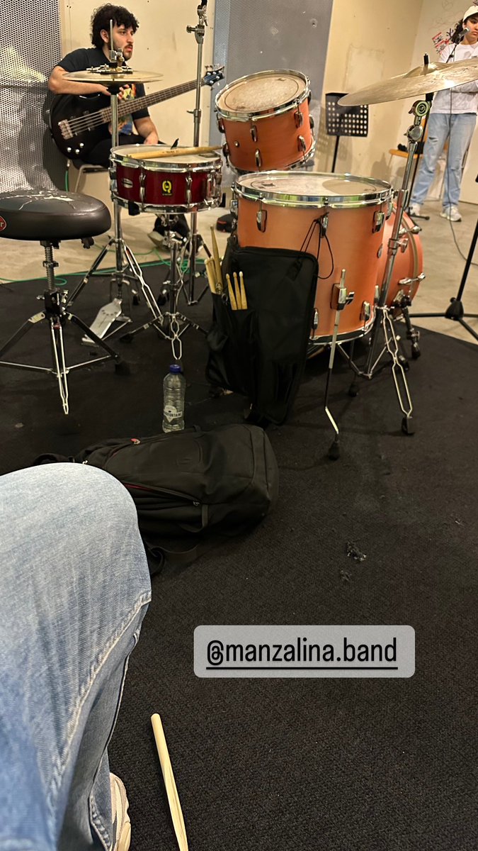 <a href="/ManzalinaBand/">Manzaliña 🍏 @ CAC 24/08</a> this upcoming Saturday @ stadtheater rotterdam/local bib. 

Who showing up?