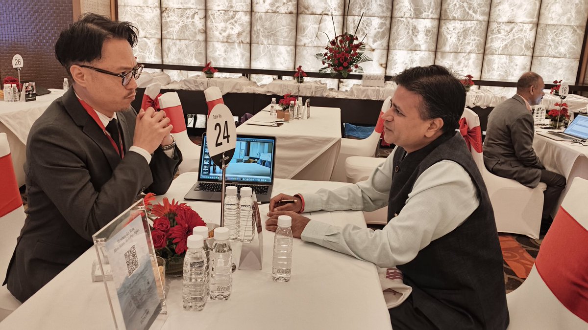 shreecorp's tweet photo. Hongkong Tourism roadshow held at Delhi today. Packed full day event with trade partners and supplier Meetings #DiscoverHongKong #HongKongTourismBoard #shreecorp #miceevents #travelwithshreecorp 
#hongkongdisneyland #leisuretravel
Connect with us for planning ur next travel tour. https://t.co/0qTQlXTTsQ
