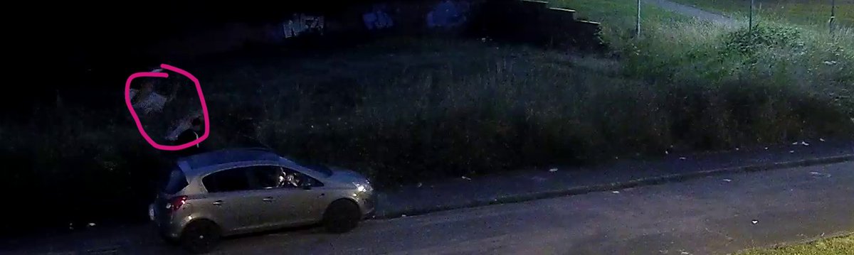 Ross Road #Bloxwich just outside the glare of the street lights, late at night but our cameras will still catch you!
#flytipping is unacceptable - whether you think anyone is watching or not!  
Another Fixed Penalty Notice when going to the tip would have been free! <a href="/WalsallBins/">Walsall Bins & Things</a>